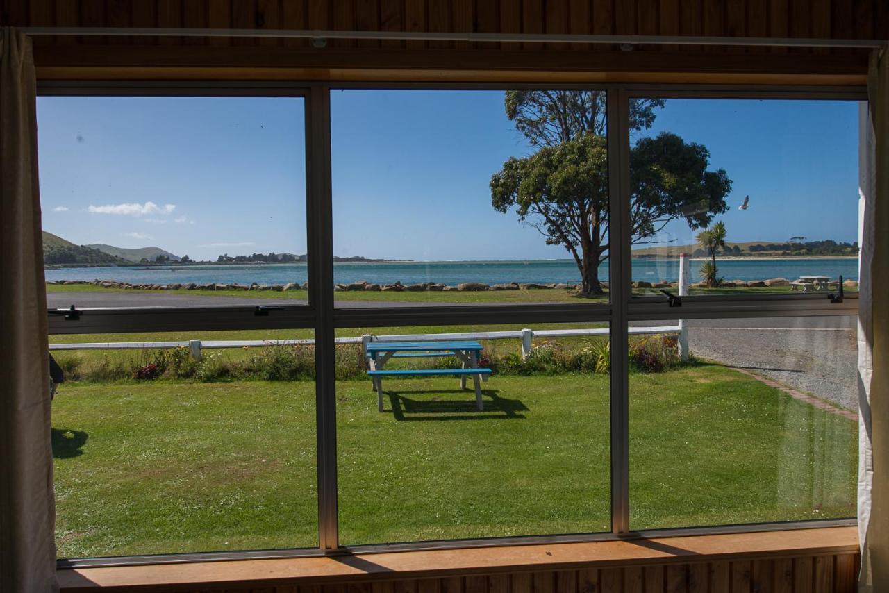 Pounawea Waterfront Motels Exteriör bild